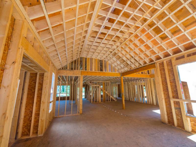 Réalisation de maison avec poteau et poutre en bois à Tassin-La-Demi-Lune dans l'Ouest lyonnais